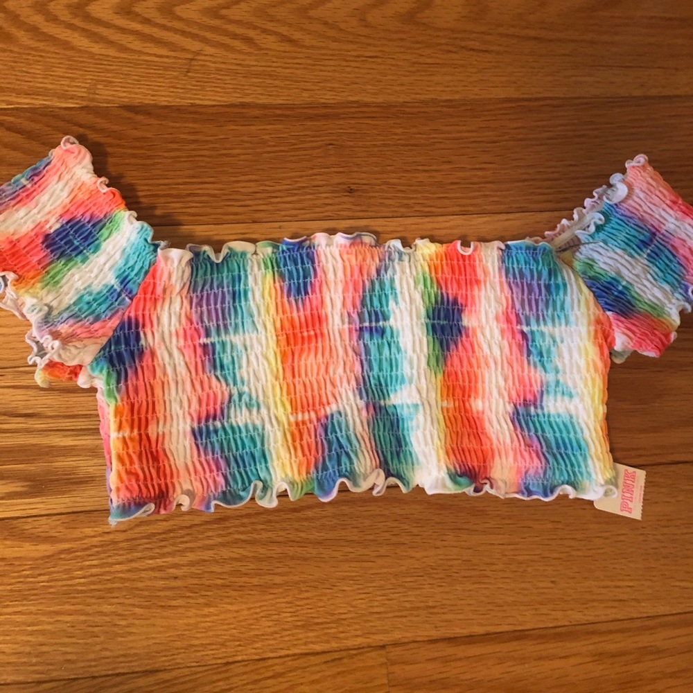👛Tie dye smocked off-the-shoulder top